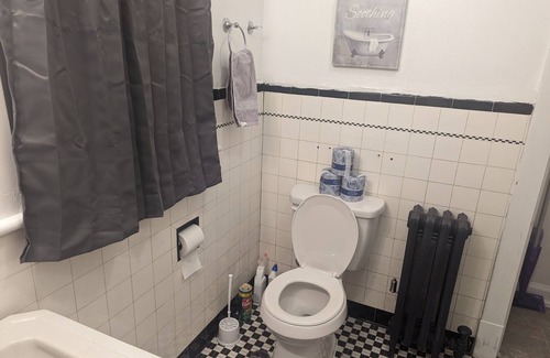 Harrisburg - Hershey House | Compact Unit with private bath