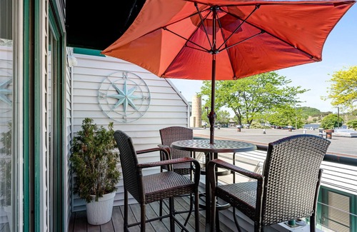 Grand Haven Condo | Compass Pointe Condominium - Steps to downtown, close to Lake Michigan