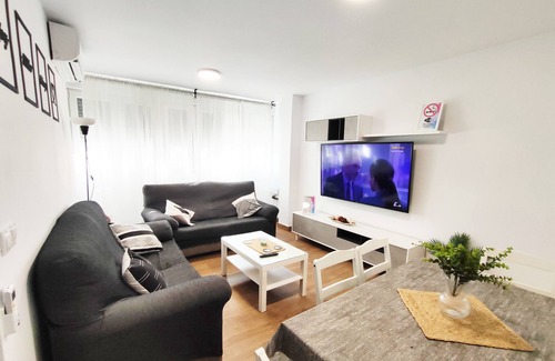 San Fernando Apartment | COMPLETE CITYHOUSE APARTMENT! New release Dec2024! Wifi+TV65+comfort+ FULL VISCO+
