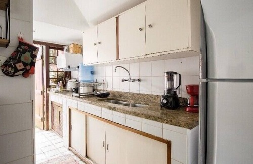 Manguinhos House | Complete house in Buzios, closed condominium, foot in the sand