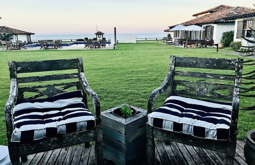 Manguinhos House | Complete house in Buzios, closed condominium, foot in the sand