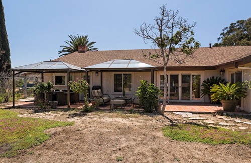 Somis House | Completely Remodeled, No Detail Left Untouched, Perfect For Large Groups!