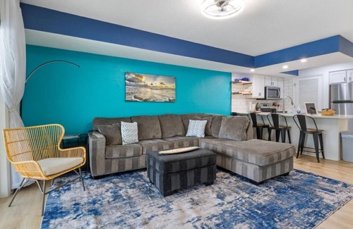 Lakeland Condo | Completely Remodeled@1MM - Early Check In - Late Check Out - Close to the strip