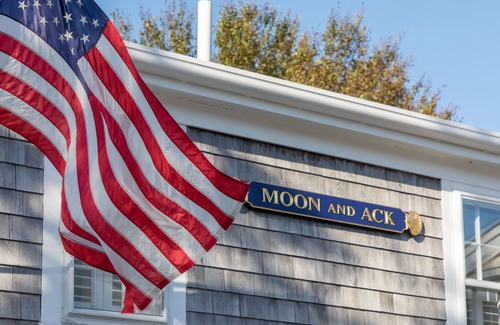 Brant Point House | Completely Renovated Brant Point Vacation Home - Walk To Town & Beach!
