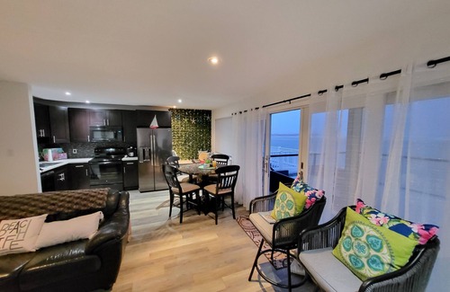 Anglesea House | Completely updated Oceanfront North Wildwood!