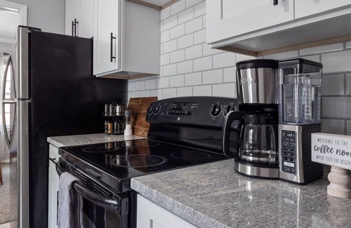 Grosse Pointe Woods House | Completely Renovated GP Oasis