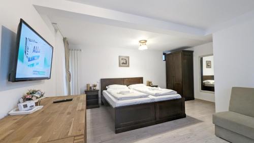 Moinesti Hotel | Complex Parc Pini Moinesti