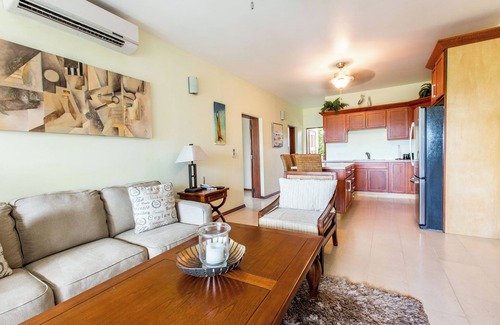 Shoal Bay Condo | Condo- 2 King Suites on Shoal Bay!