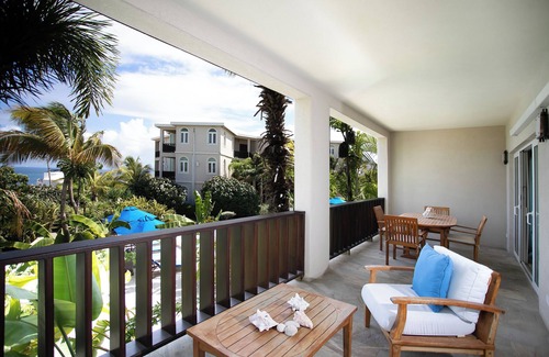 Shoal Bay Condo | Condo- 2 King Suites on Shoal Bay!
