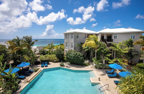 Shoal Bay Condo | Condo- 2 King Suites on Shoal Bay!