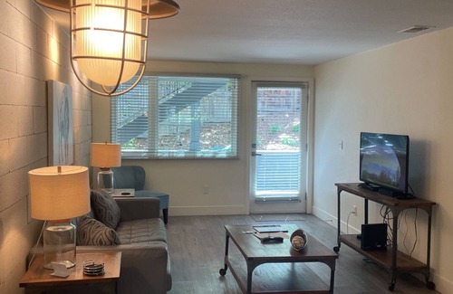 Mapleton Hill Condo | Condo in Downtown Boulder, walk to the Pearl Street Mall