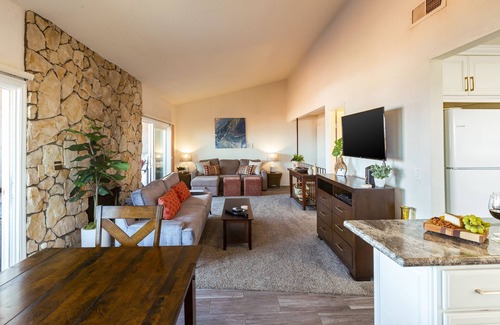 San Clemente Condo | Condo w/Spectacular Ocean View - Steps to San Clemente Pier, Beach & Downtown