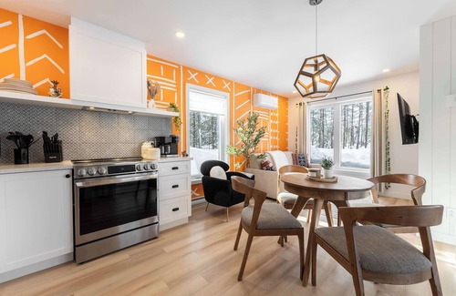 Saint Come Apartment | Condo with spa - Le Safari Nordik