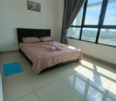 Putrajaya Apartment | Conezion, goft view, beside ioi city mall, opposite hospital serdang, beside Uniteen and UPM, Putrajaya