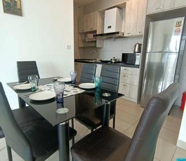 Putrajaya Apartment | Conezion, goft view, beside ioi city mall, opposite hospital serdang, beside Uniteen and UPM, Putrajaya