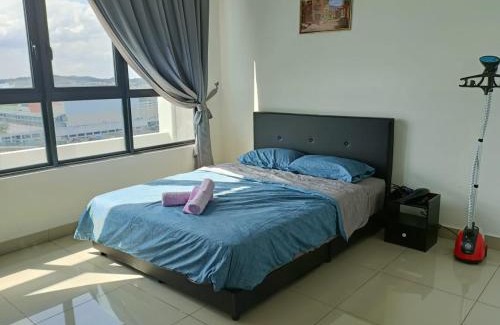 Putrajaya Apartment | Conezion, goft view, beside ioi city mall, opposite hospital serdang, beside Uniteen and UPM, Putrajaya