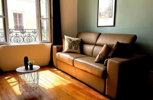 Dreux Apartment | Confortable studio sur jolie rue piétonne #3