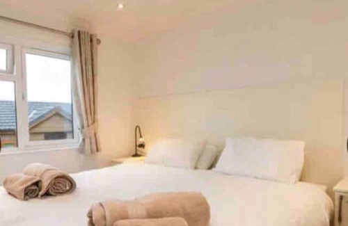 Okehampton Ski Chalet | Conker's Lodge on Ashbury Resort, Dartmoor Devon