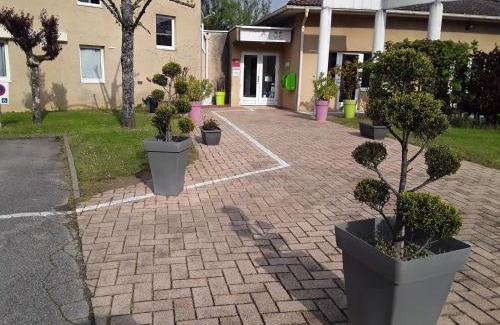 Montagnat Hotel | Contact Hôtel ALYS Bourg en Bresse Ekinox Parc Expo