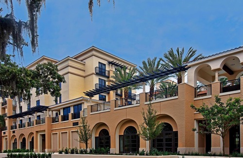 Winter Park Hotel | Contemporary Award Winning Hotel w/Rooftop Close to Parks & Rollins College