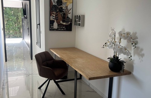 Vaison-la-Romaine Villa | Contemporary home in Vaison-la-Romaine Comfort, light & heated pool in Provence