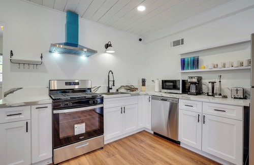 Rancho Cucamonga House | Contemporary Getaway in Rancho Cucamonga: Rancho Relaxo 2