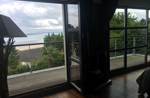 Plerin House | Contemporary house with exceptional sea view, two minutes from the beach