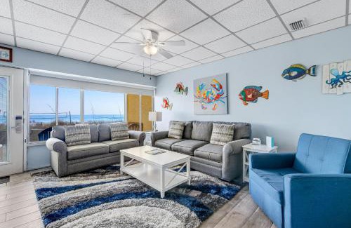 Panama City Beach Apartment | Continental Condo 118
