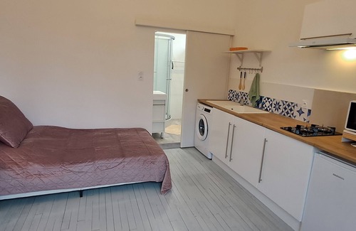 Contrexeville Bed & Breakfast | Contrex thermal studio