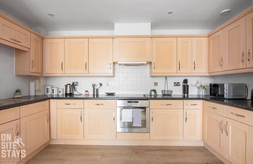 Hatfield Apartment | Convenience and comfort, all wrapped into our 2-Bedroom Hatfield gem!