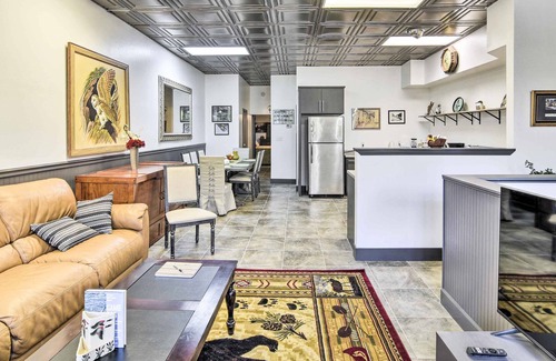 Colusa House | Convenient Colusa Townhome - Pet Friendly!