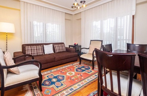 Atasehir Apartment | Convenient Flat 15 min to Buyaka Mall in Atasehir