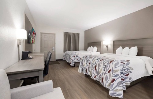 Weedsport House | Convenient Stay w/ Complimentary Breakfast! Near Old Brutus Historical Society