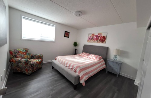 Rosemount Apartment | Conveniently location - Stanley Park