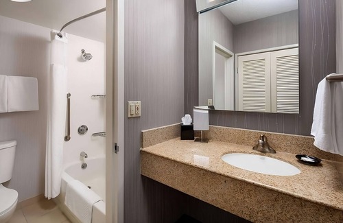 Laguna Hills Resort | Conveniently To Excellent Transportation! Near Heisler Park, Pet-Friendly