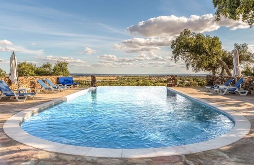 Redondo Villa | Converted Shepherds Cottage in Traditional Cork Forest, Near Evora
