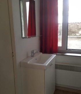 Anneessens Apartment | Cool Central Apartment