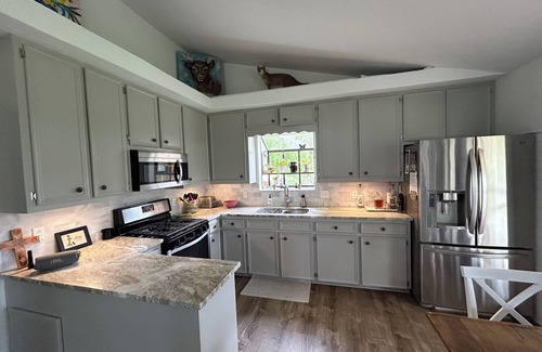 Blanco Cottage | Cool cottage on 30 acres between Blanco and Luckenbach