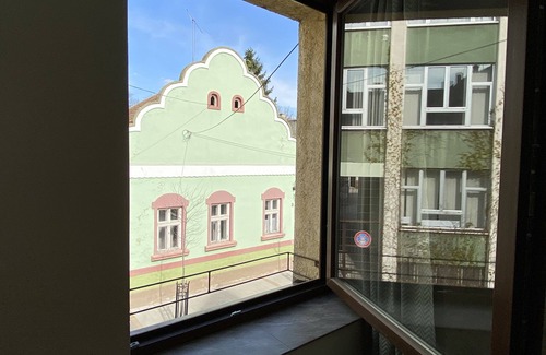 Subotica Apartment | Cool & Cozy Center