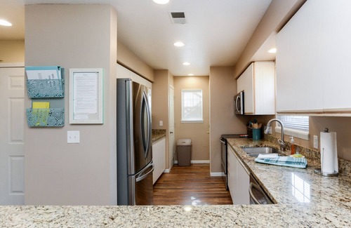 Branson Condo | Cool Fall Rates! Cozy. 2nd bath update! Master spa shower!