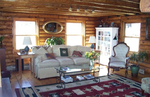Cooperstown - Otsego Lake House | Cooperstown Dreams Park Log Home weekly rental