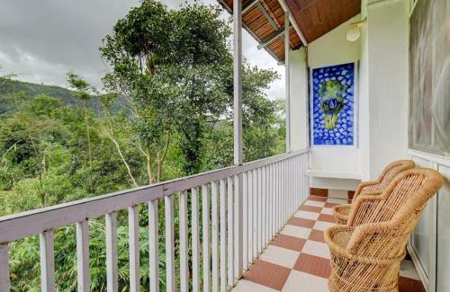 Katakeri Rural Hotel | Coorg Heritage Hill View Resort