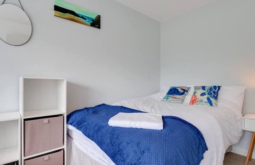 Bishopston House | Copley Lodge in the beautiful Swansea