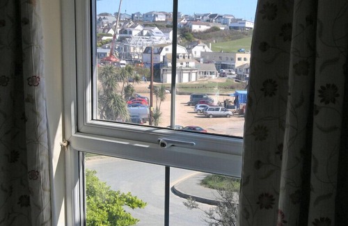 Treator Cottage | COPPINGERS COTTAGE, family friendly in Polzeath