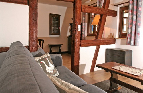 Eguisheim Cottage | Coquette timbered house of the 17th century renovated