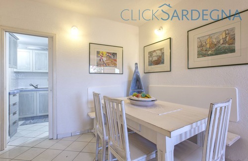 Tiriddo Villa | Coral Coast Spectacular villa with the beach below the house