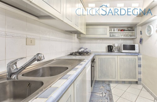 Tiriddo Villa | Coral Coast Spectacular villa with the beach below the house