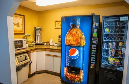 Ocean Shores Hotel | Coratel Inn & Suites By Jasper - Standard 2 Queen Bed Non Smoking