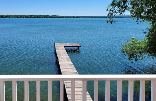 Seneca Falls House | Cork's Landing: A Cayuga Lake Wine Trail Home