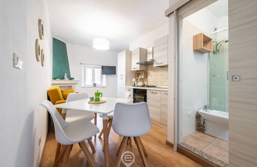 Iglesias Historic Centre Apartment | Corner Apartments - Aurora